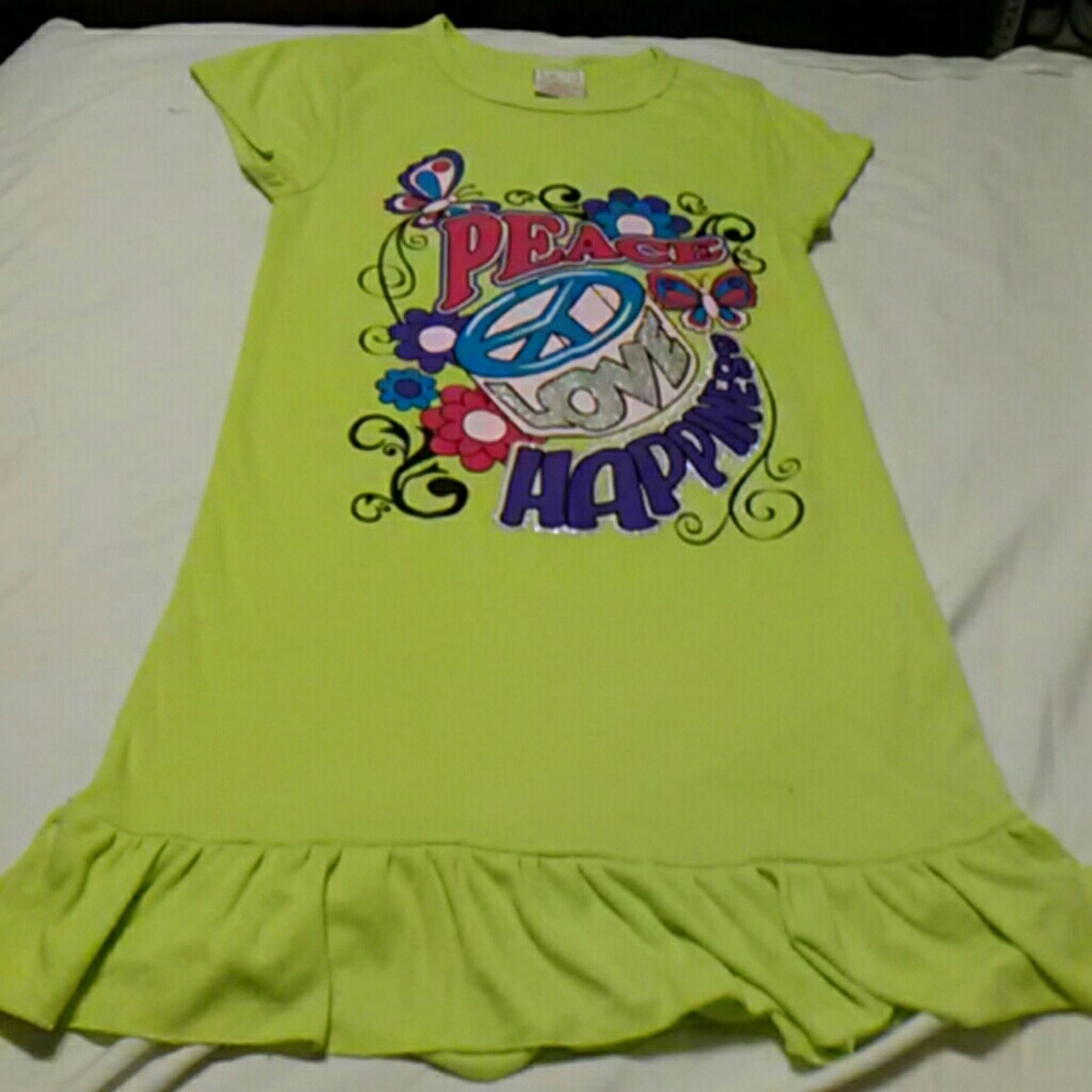 Sweet Sassy girls nightgown